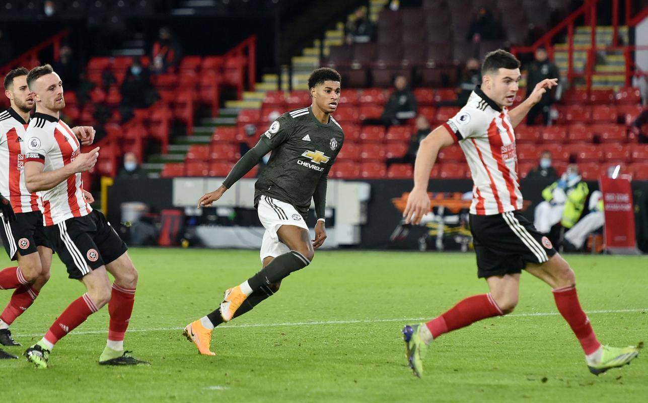 关于斯旺西客场胜谢菲联,保持升班马位置的信息