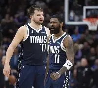 阿扎伦卡焦点对战,巴特勒与50激战TES分钟,领先优势明显胜负难料!